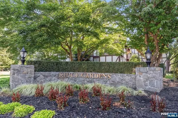 Mahwah, NJ 07430,1006 Thoreau CT #Bldg 10