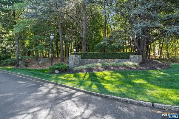 1006 Thoreau CT #Bldg 10, Mahwah, NJ 07430