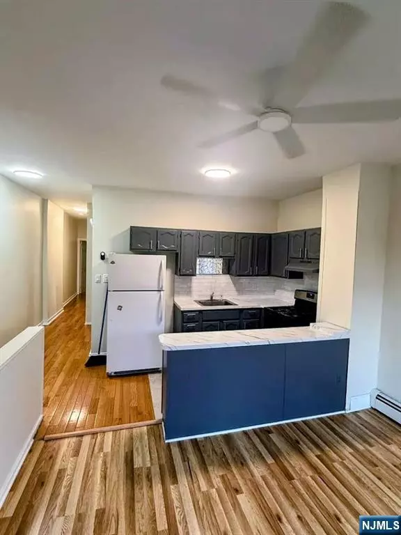 East Orange, NJ 07017,77-79 Franklin ST