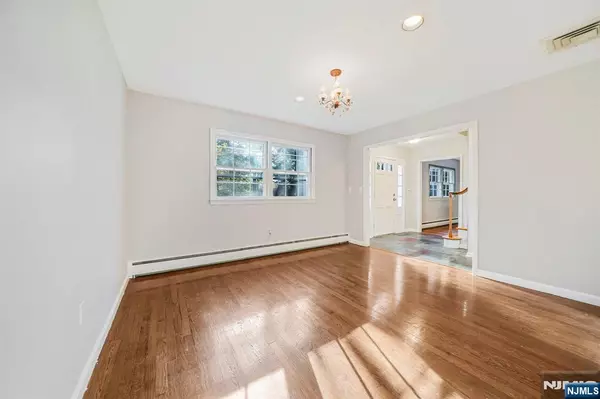 Montville Township, NJ 07045,36 Rockledge RD