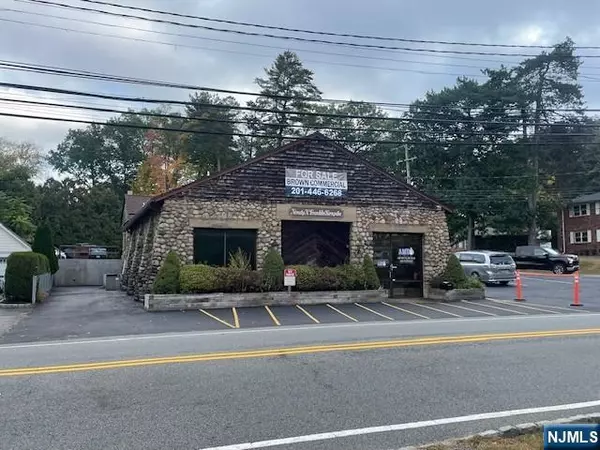 Ramsey, NJ 07446,90 Franklin TPKE