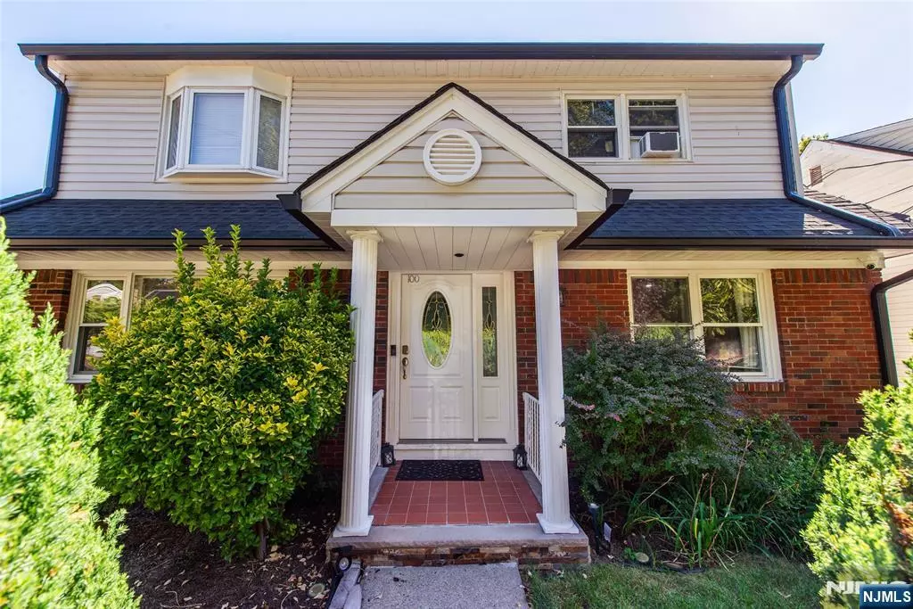 Lodi, NJ 07644,100 Corabelle AVE #1