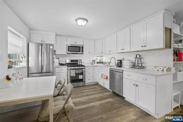 Fort Lee, NJ 07024,2168 South ST #1