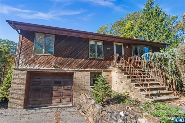 449 Otterhole RD, West Milford, NJ 07480