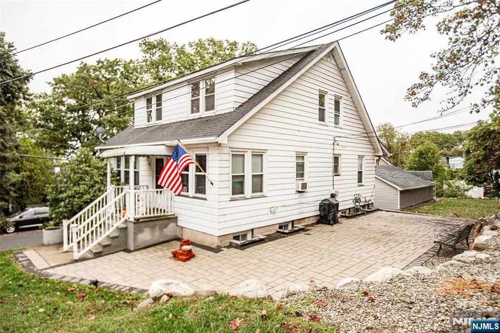 Hawthorne, NJ 07506,20 Summit AVE #2