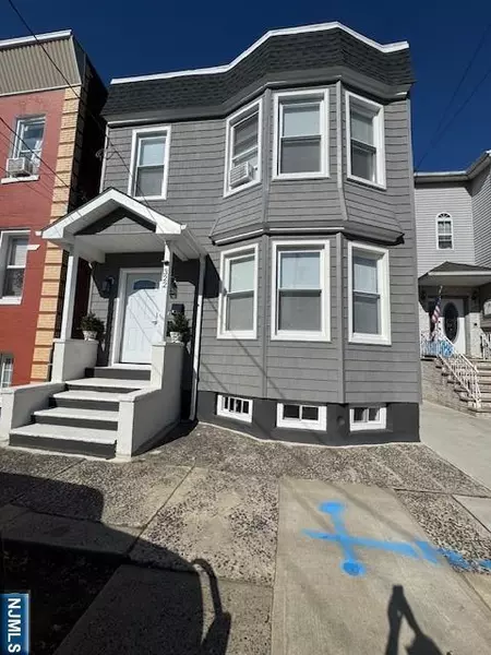 322 10th ST, Newark, NJ 07107