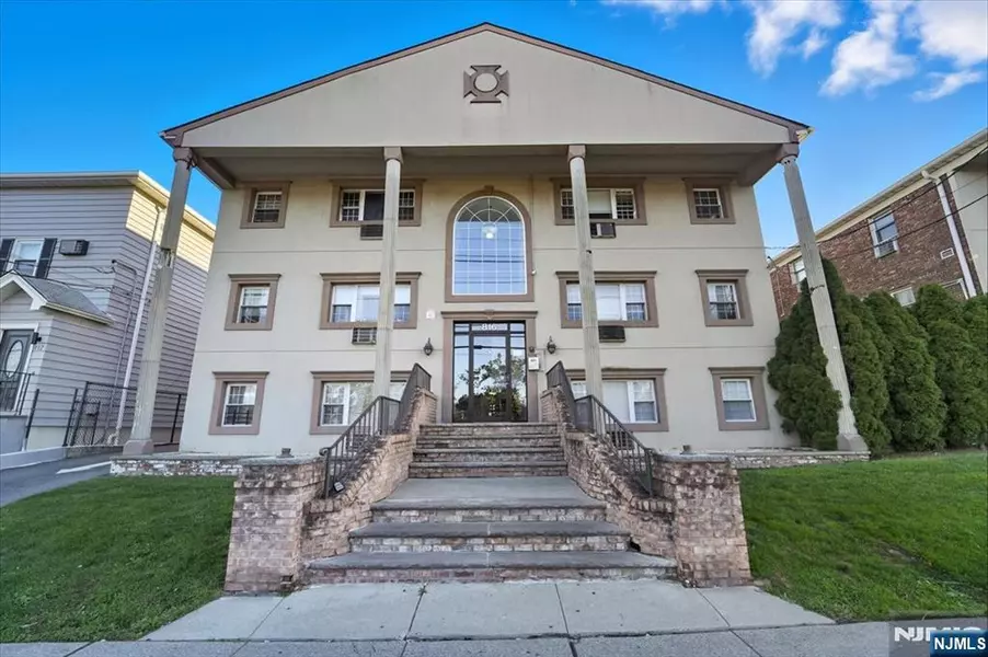 816 Grand ST #3C, Elizabeth, NJ 07202