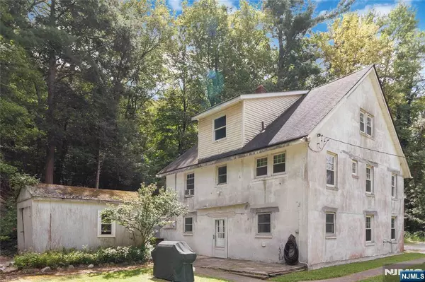 West Milford, NJ 07421,5 Fanwood CT