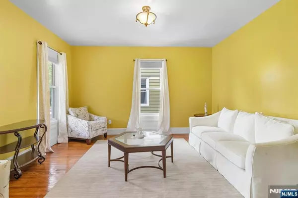 Roselle, NJ 07203,150 W 5th AVE