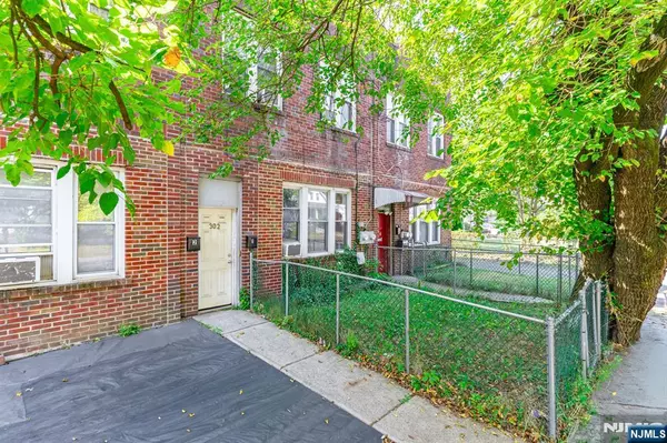 302 Forest AVE, Englewood, NJ 07631