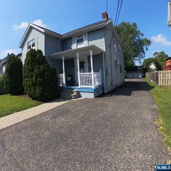 Little Ferry, NJ 07643,23 Grand ST