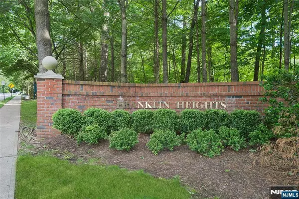 2256 Margaret CT #2256, Mahwah, NJ 07430