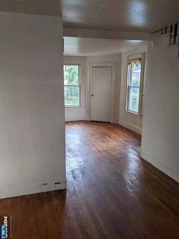 167 Johnson AVE, Hackensack, NJ 07601