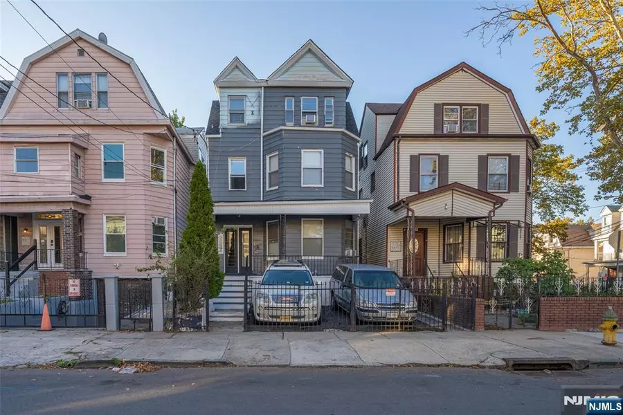 226 9th ST, Newark, NJ 07107