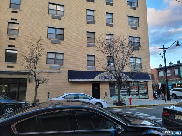 Union City, NJ 07087,2401 Bergenline AVE #2E