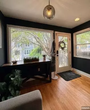 Weehawken, NJ 07086,8 Carroll PL #8