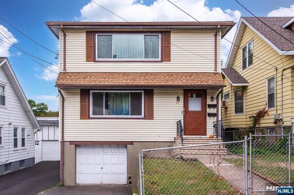 95 N 16th ST, Prospect Park, NJ 07508