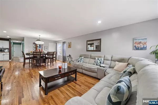 North Bergen, NJ 07047,1161 67th ST