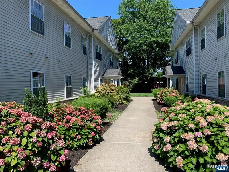 47-53 Central AVE #A12, Rochelle Park, NJ 07662