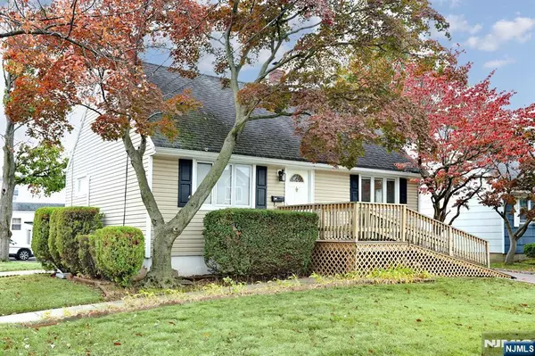 Wood Ridge, NJ 07075,152 Helm AVE