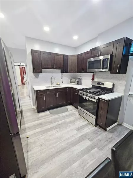 367 Morris AVE, Newark, NJ 07103