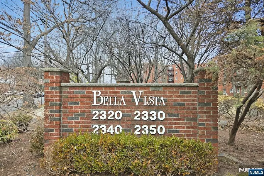2350 Linwood #5C, Fort Lee, NJ 07024