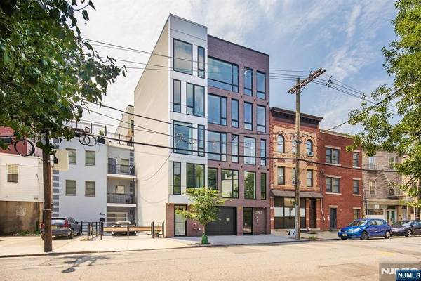 367 3rd ST #401, Jersey City, NJ 07302