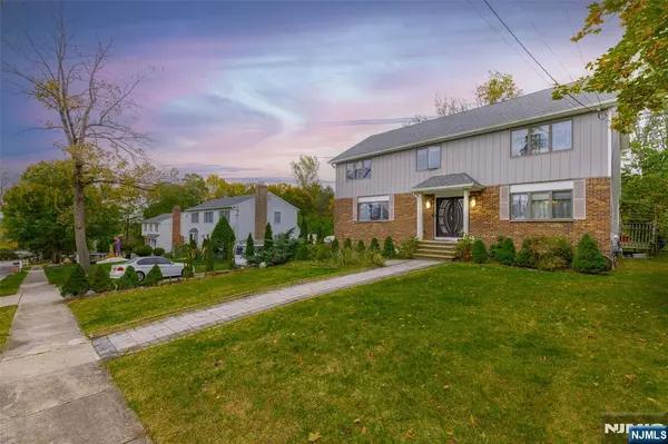 41 Roosevelt AVE, North Haledon, NJ 07508