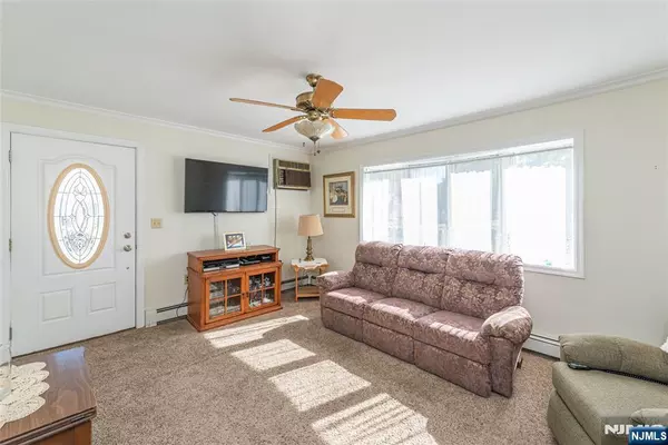 Pompton Lakes, NJ 07442,203 Dawes HWY