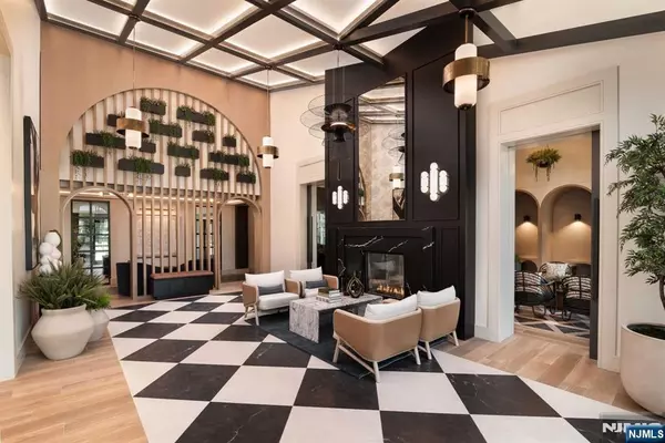 Old Tappan, NJ 07675,18 Park AVE #1122