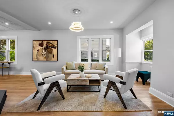 Bogota, NJ 07603,367 Orchard TER