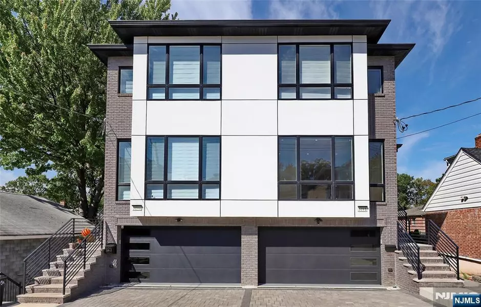 309 B 7th ST, Palisades Park, NJ 07650