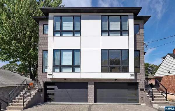 309 B 7th ST, Palisades Park, NJ 07650