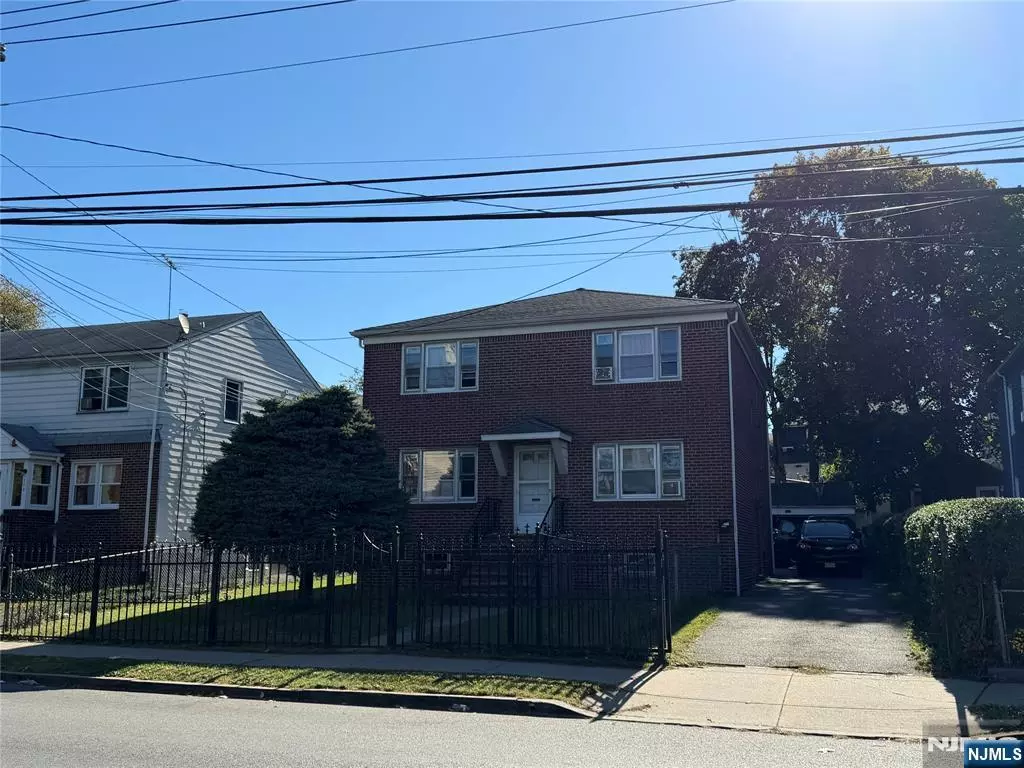 Irvington, NJ 07111,774 Stuyvesant