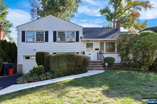 39 Birch AVE, Bergenfield, NJ 07621