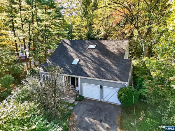 180 Glenwood RD, Englewood, NJ 07631