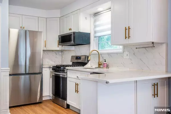 Ridgefield, NJ 07657,829 Elizabeth ST