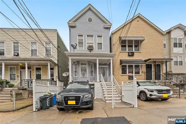 86 Clendenny AVE, Jersey City, NJ 07304