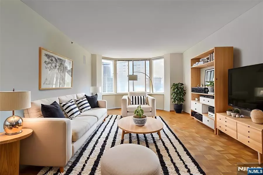 65 2ND ST #1105, Jersey City, NJ 07302