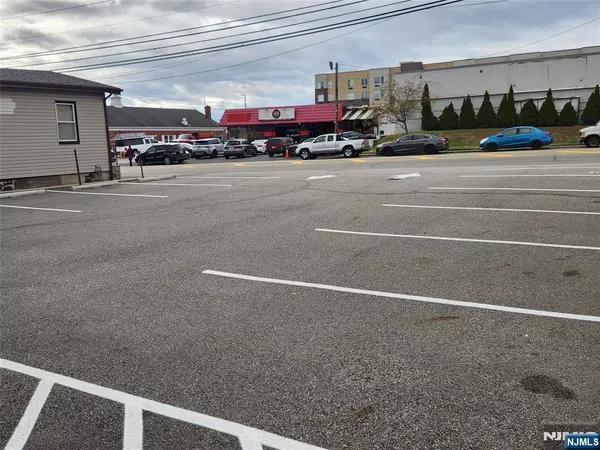 Fairview, NJ 07022,312-314 Bergen BLVD