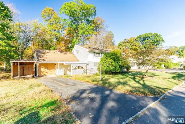 148 Woodland RD, Piscataway, NJ 08854