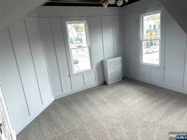 Hasbrouck Heights, NJ 07075,217 Boulevard #2B