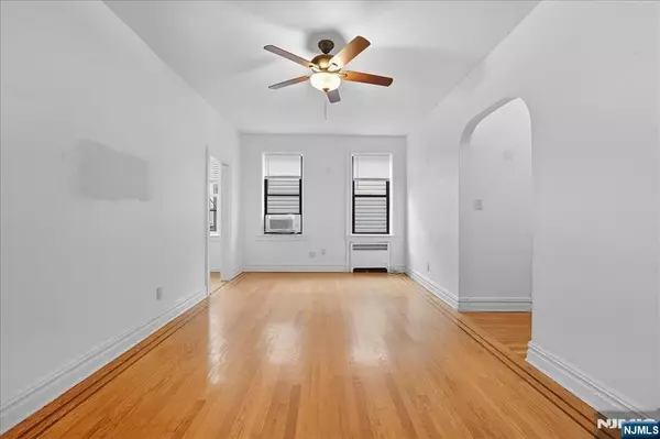 Union City, NJ 07087,301 Palisade AVE #6b