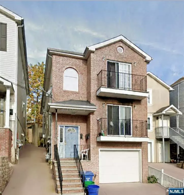 Paterson, NJ 07522,59 4th ST