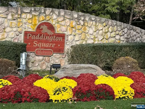 1248 Garrison CT, Mahwah, NJ 07430