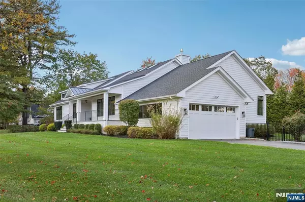 Glen Rock, NJ 07452,45 Lowell RD