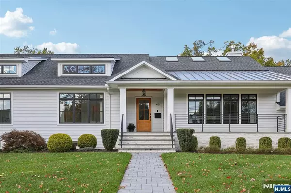 Glen Rock, NJ 07452,45 Lowell RD