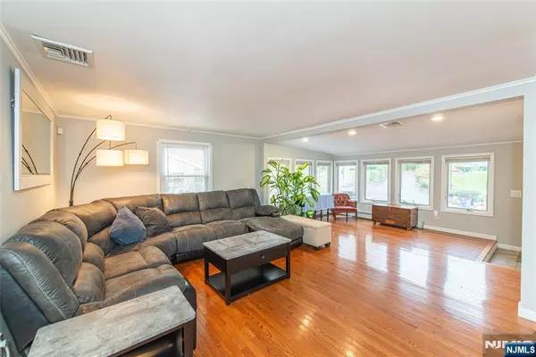 Denville Township, NJ 07834,23 Summit DR