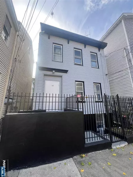 78 16th #2, Paterson, NJ 07501