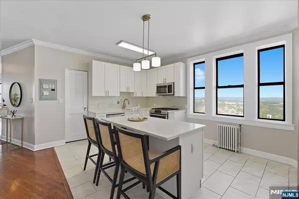 Jersey City, NJ 07306,2600 Kennedy BLVD #10b